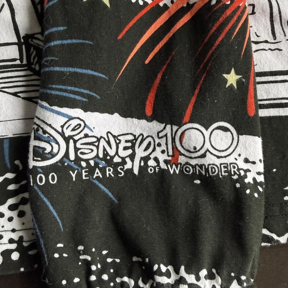 Disney Shirt Mens Medium Black Disneyland Resort Castle Fireworks Disney100 Tee - Picture 5 of 11